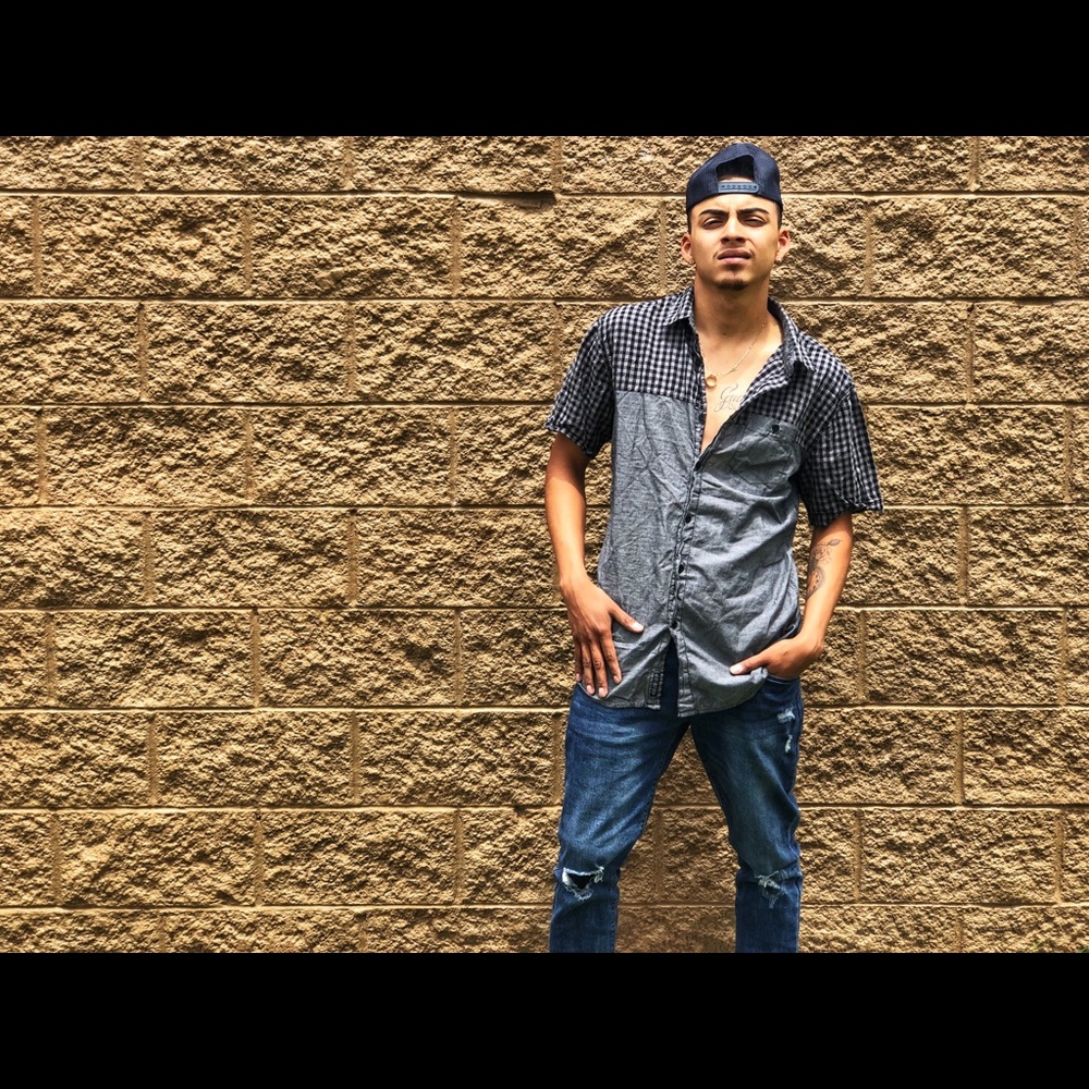 Eckō Unltd 🦏 Button down short sleeve shirt